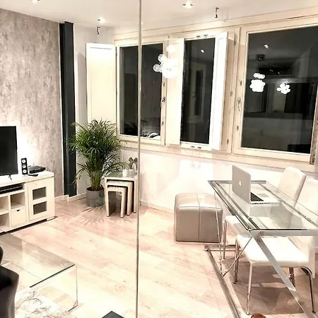 Piso En Pleno Centro, Confort, Lujo Y Comodidad, Paris